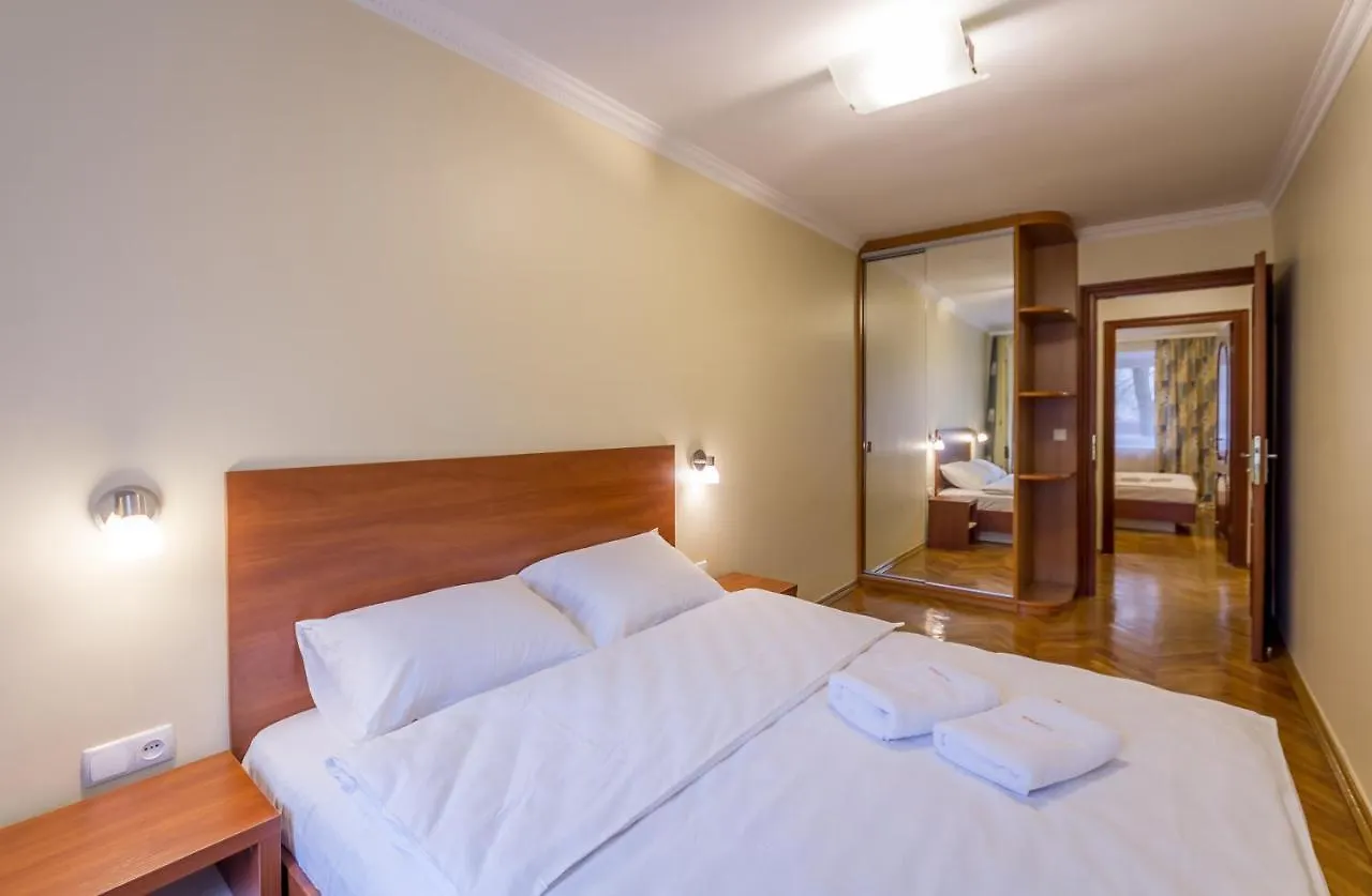 Apartment On Leonida Pervomais'Koho Kyiv Ukraine